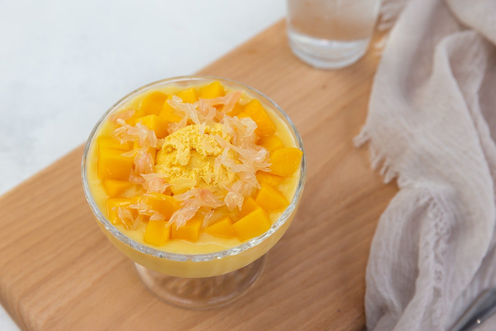 A mango dessert at Mango Mango Dessert in Rockville